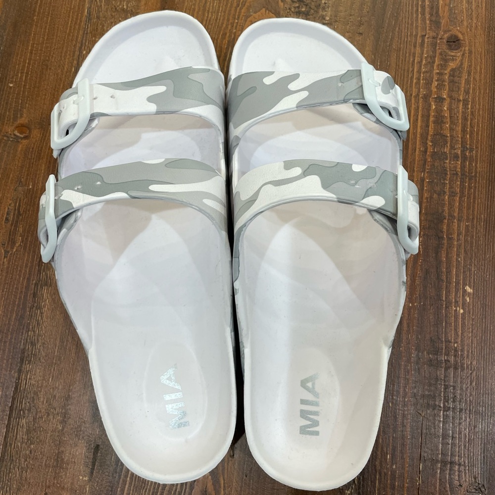 MIA Jasmine Sandals white & gray camo New Size 10 - Picture 4 of 6